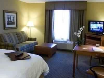 Hampton & 3* Murfreesboro